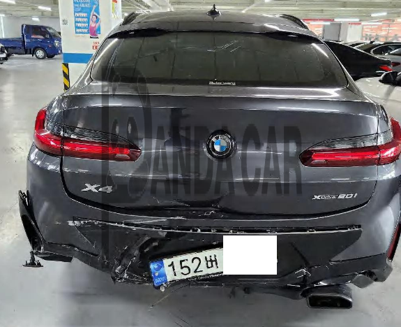 BMW X4 xDrive20i — photo 1 of 4