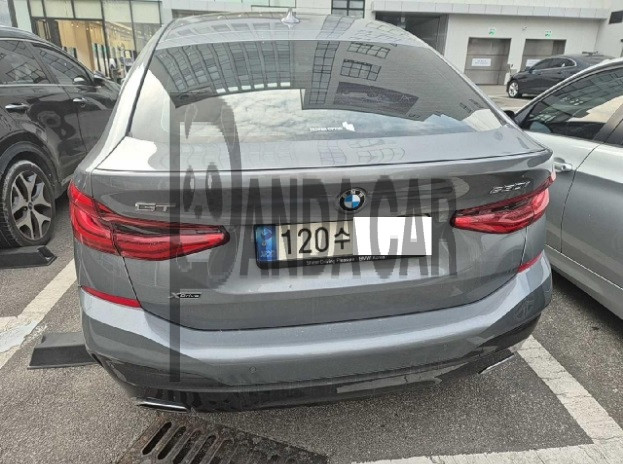 BMW 630i xDrive — photo 1 of 5