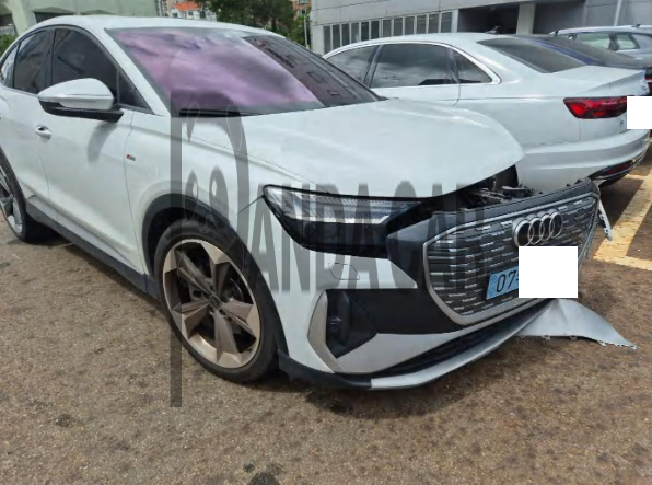2022 Q4 Sportback 45 e-tron, photograph 1