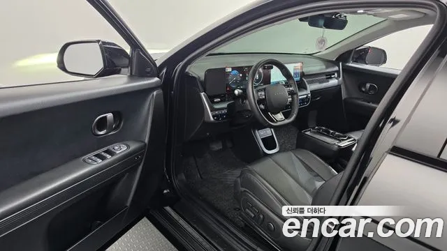 Hyundai Ioniq5 Long Range — photo 1 of 36