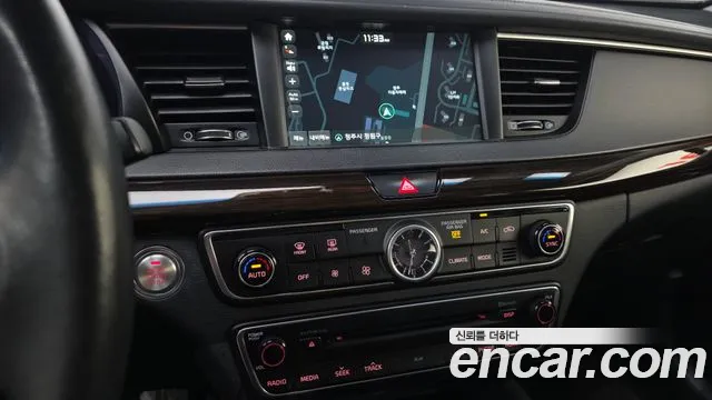 2018 Kia K7 3.0 GDI Limited, photograph 4