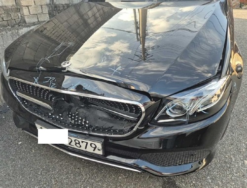 2020 Mercedes-Benz E 300, photograph 4
