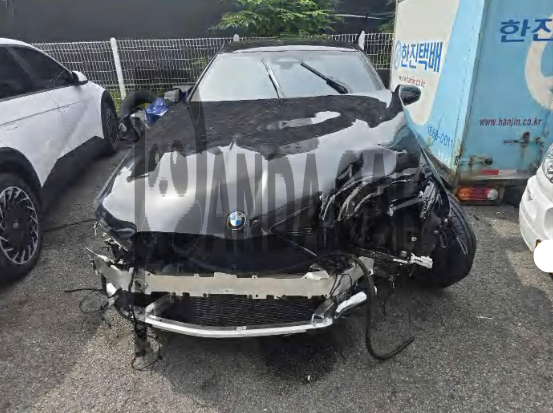 2026 BMW 530i xDrive, photograph 1