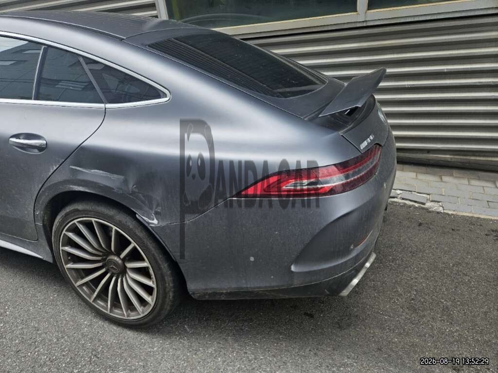 2020 Mercedes-AMG GT43 4Matic +, photograph 2