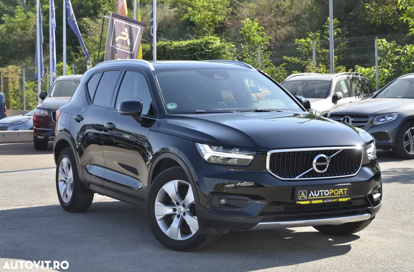 2019 Volvo XC 40 D3 Momentum, photograph 8