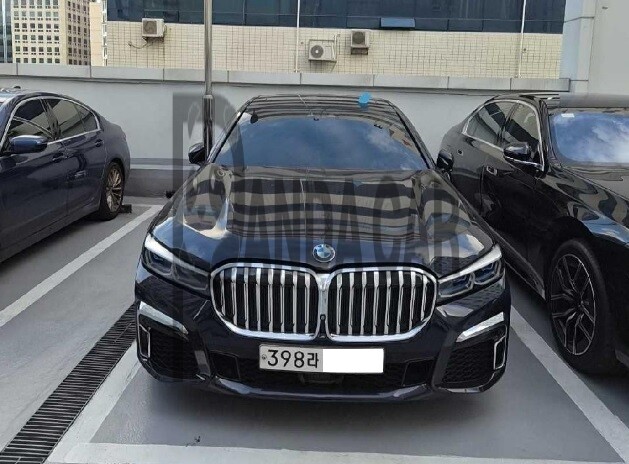 2017 BMW 740Ld xDrive, photograph 1