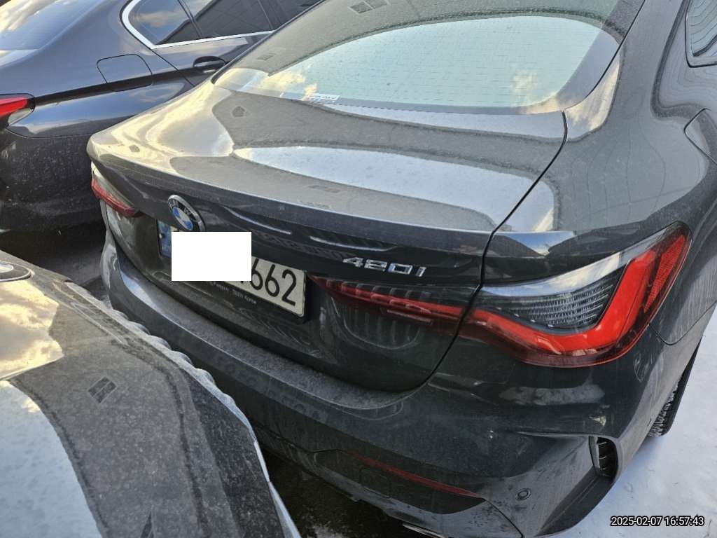 2022 BMW 420i Coupe, photograph 4
