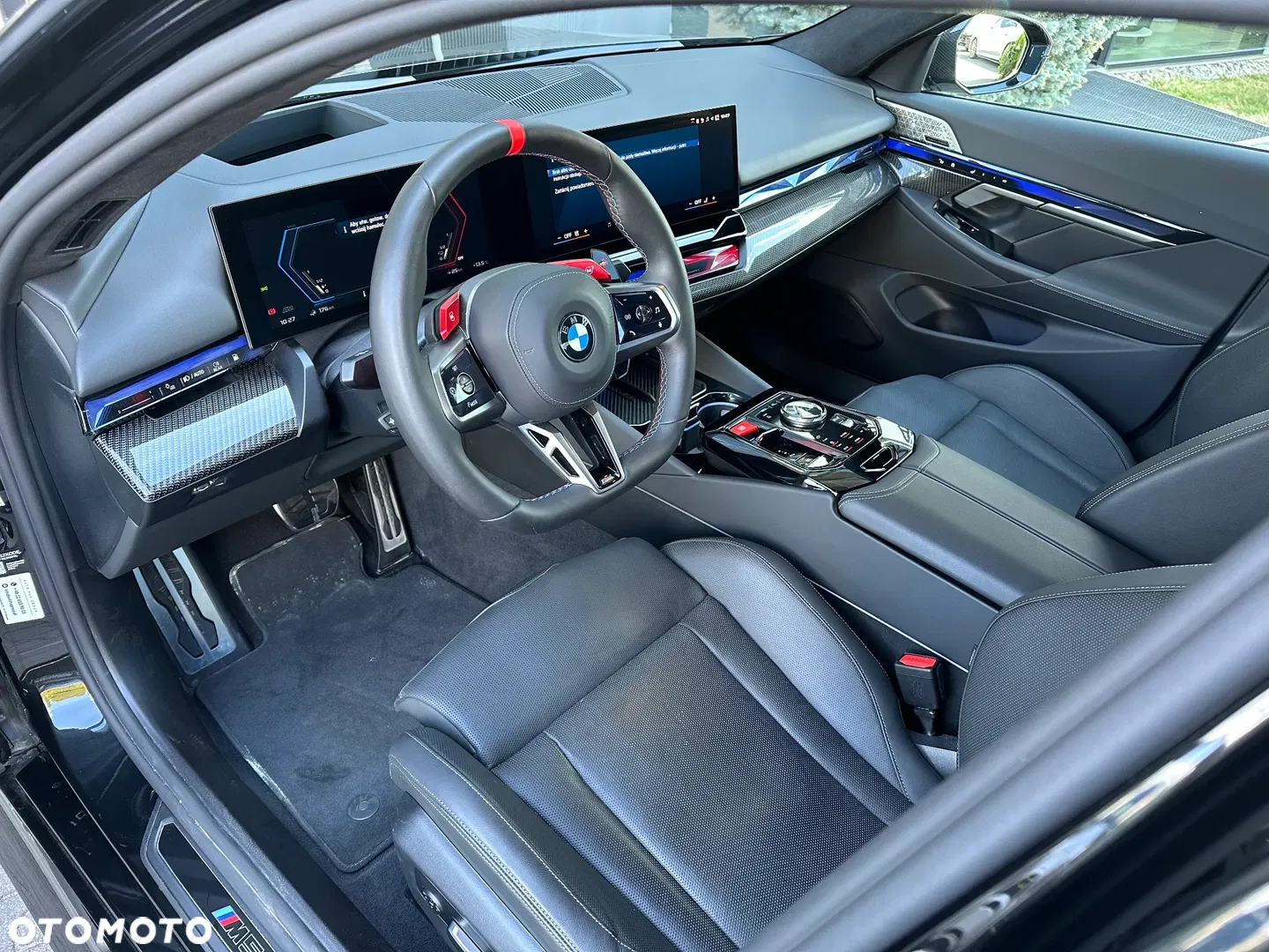 2025 BMW M5, photograph 12