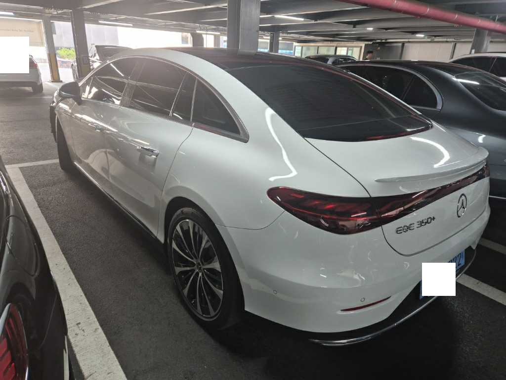 2022 Mercedes-Benz EQE350 +, photograph 1