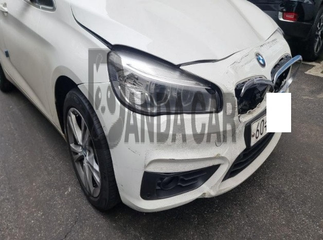 2017 BMW Active Tourer, photograph 3
