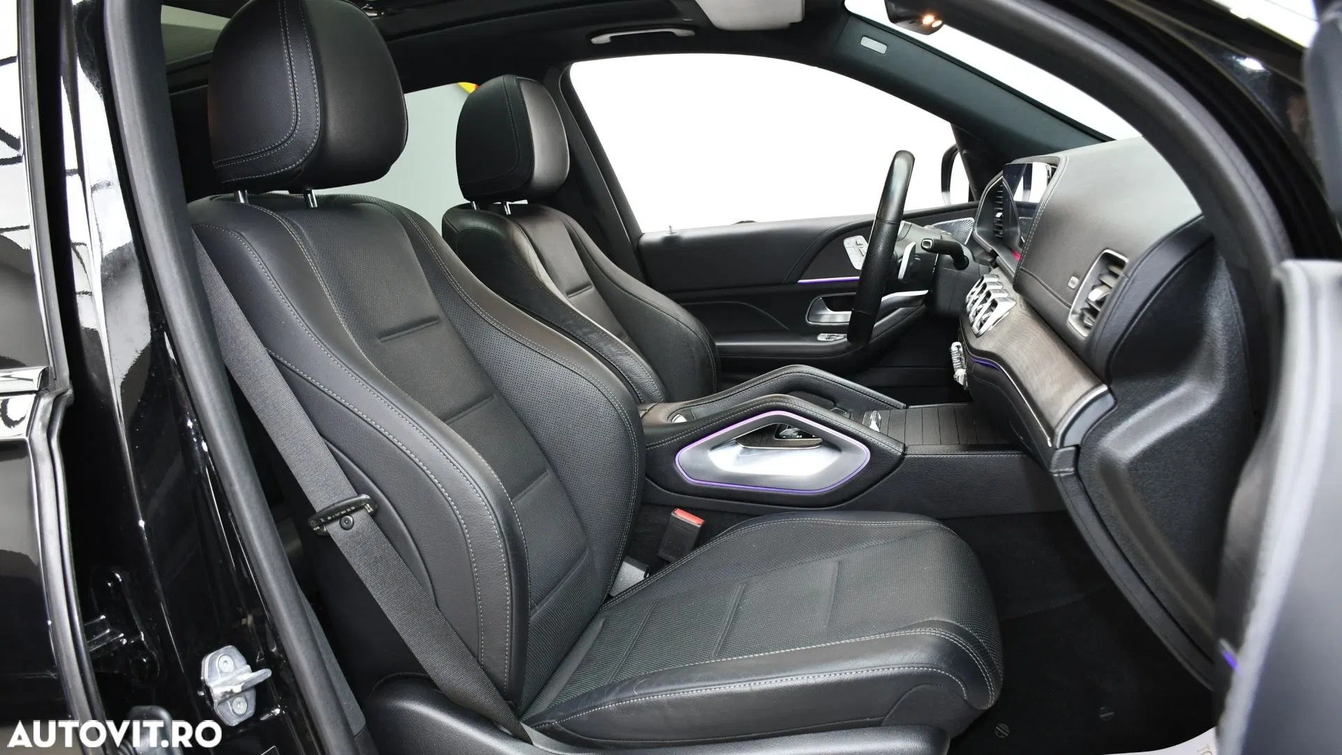 2020 Mercedes-Benz GLE 450 4Matic 9G-TRONIC AMG Line, photograph 8