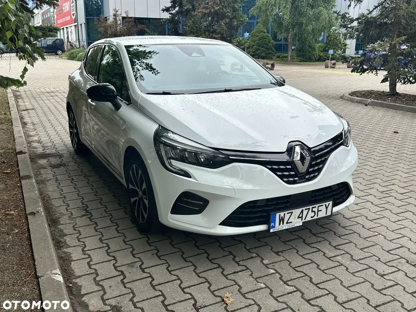 2023 Renault Clio, photograph 3