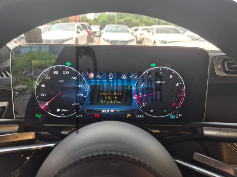 2023 Mercedes-Benz S450 4MATIC, photograph 3