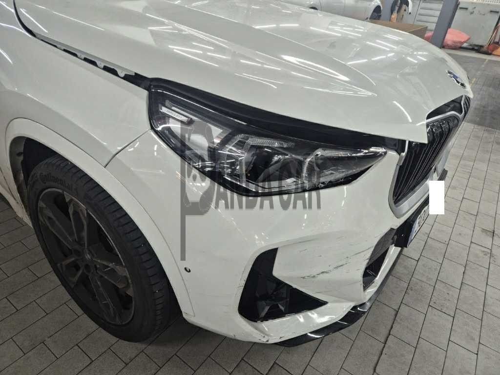 2025 BMW X1 M35i xDrive, photograph 3