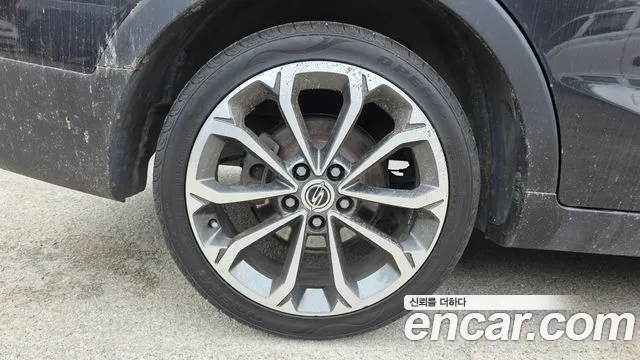 2017 KG_Mobility_Ssangyong TIBOLI Diesel RX 2WD, photograph 9