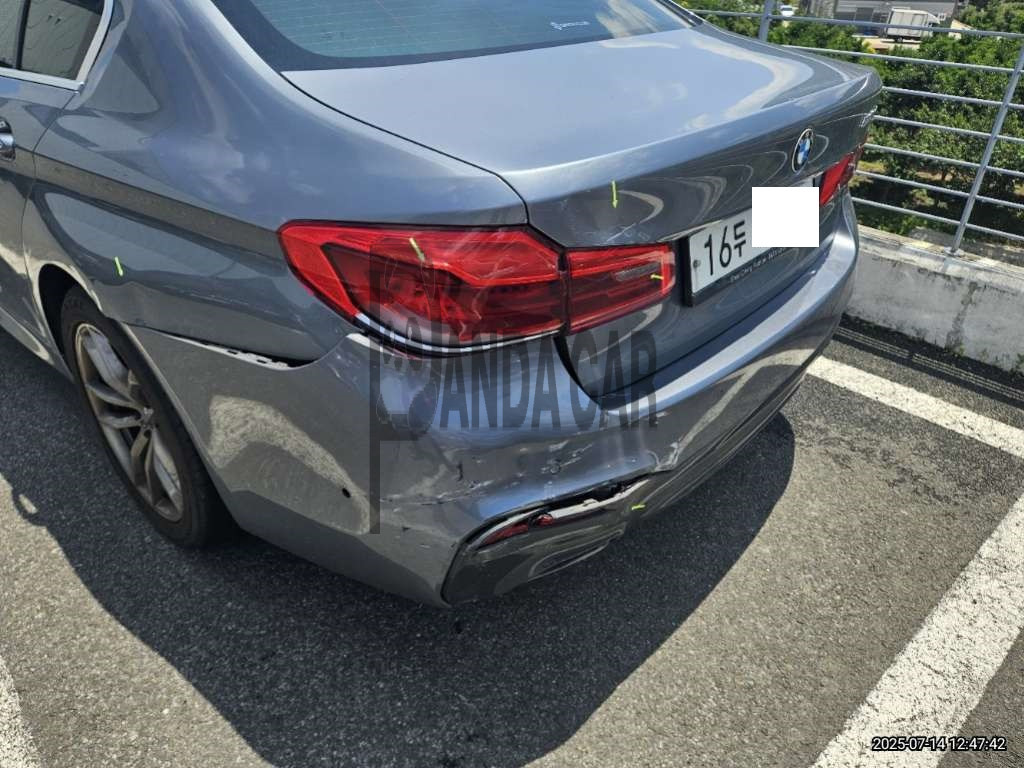 2018 BMW 520d, photograph 3