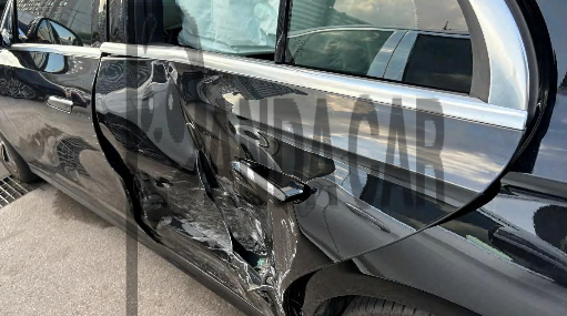 2025 Mercedes-Benz E 200, photograph 3