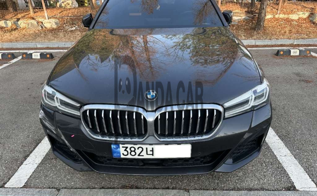 2022 BMW 530i, photograph 1