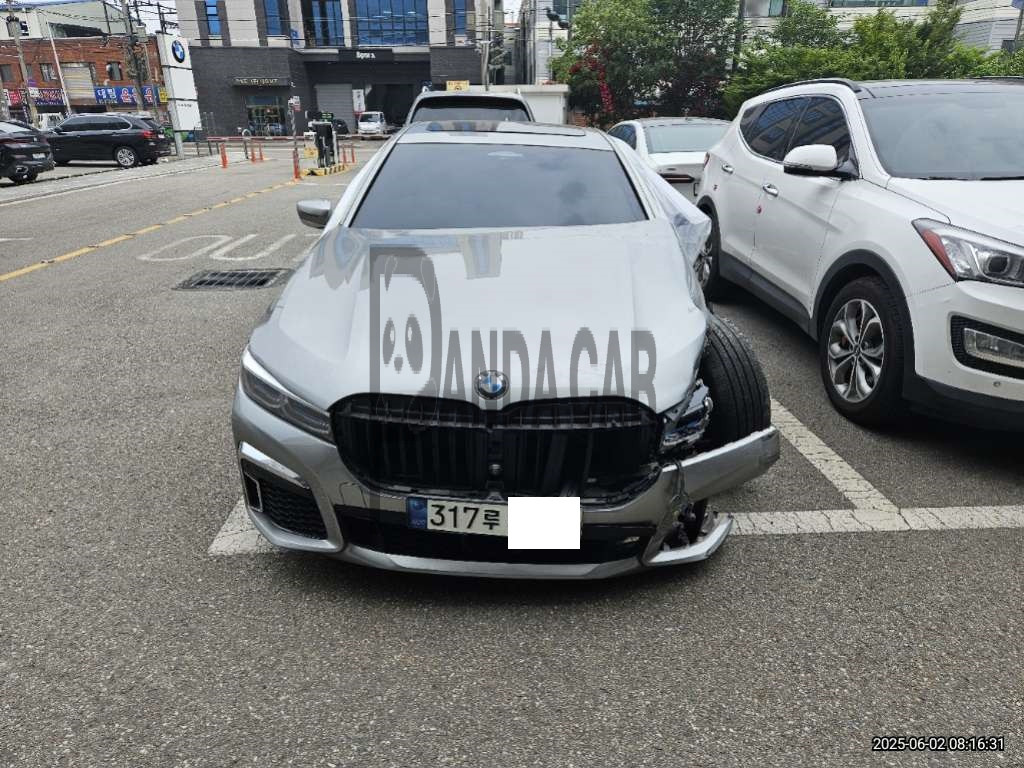 2021 BMW 740d xDrive, photograph 6