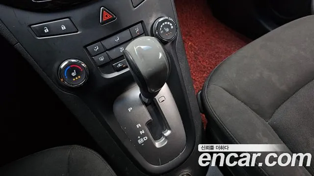 2013 ChevroletGMDaewoo Orlando 2.0 Diesel LT, photograph 7