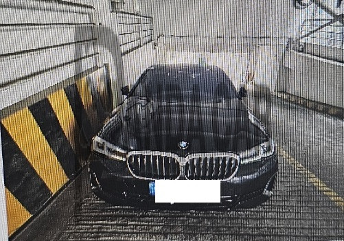 2021 BMW 530i, photograph 1