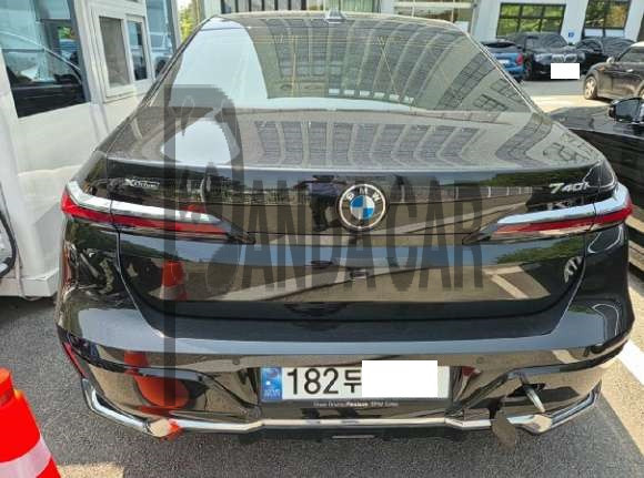 2024 BMW 740i xDrive, photograph 4