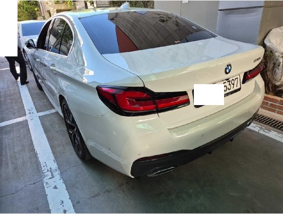 2023 BMW 530i, photograph 3