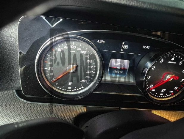2019 Mercedes-Benz E300, photograph 3