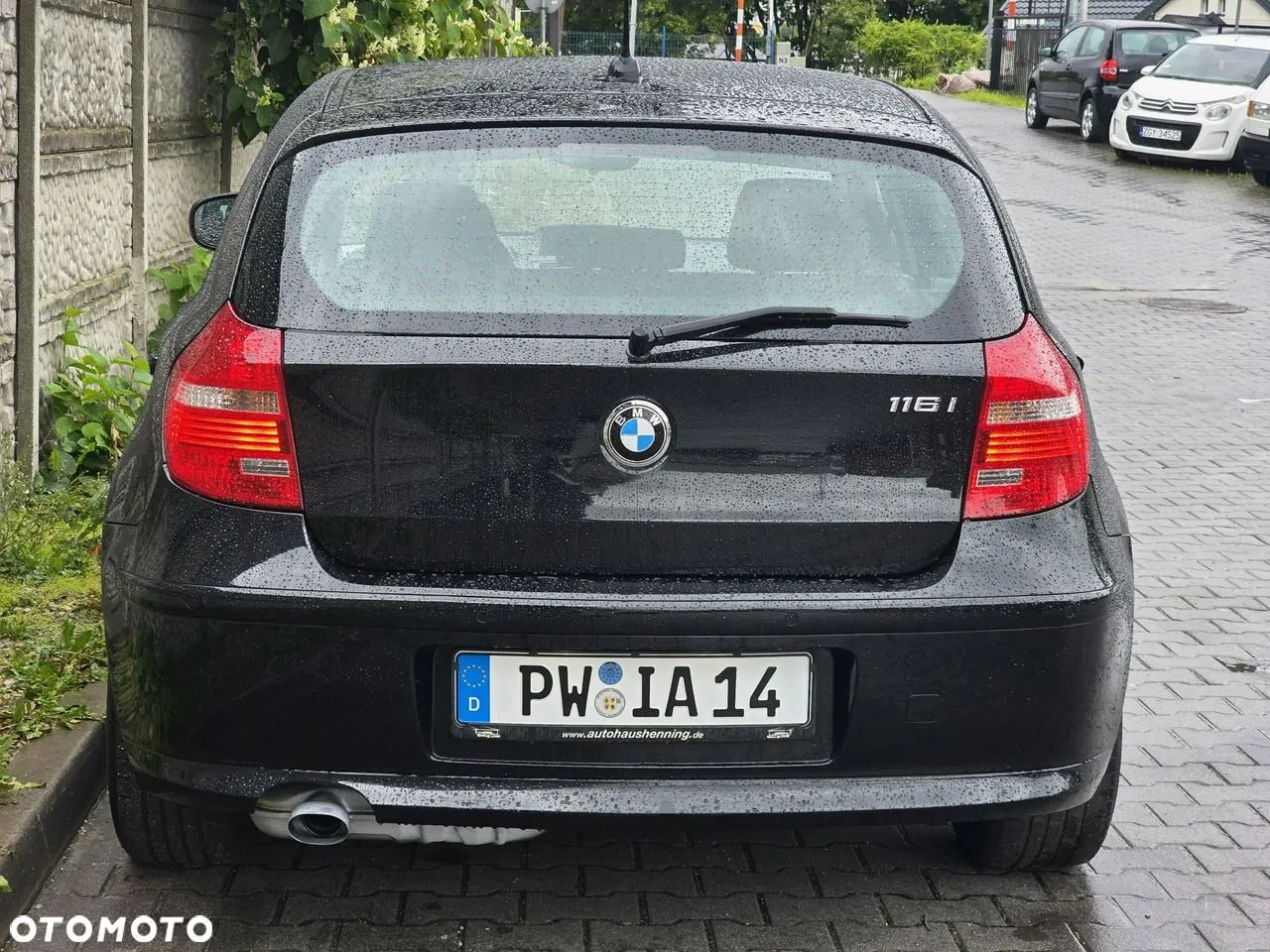 2009 BMW Seria 1 116i Edition Lifestyle, photograph 7