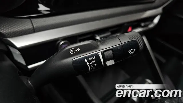 Kia K5 2.0 LPI(Renter car) — photo 1 of 33