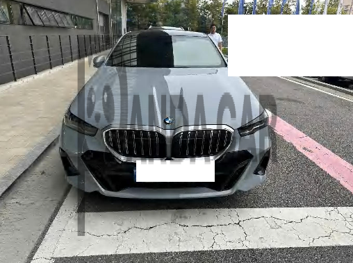 2024 BMW 520i, photograph 1