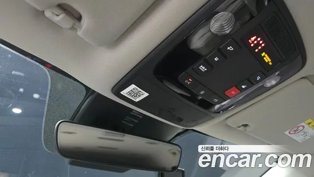 Kia Canival Diesel 9-Seater Noblesse — photo 1 of 33