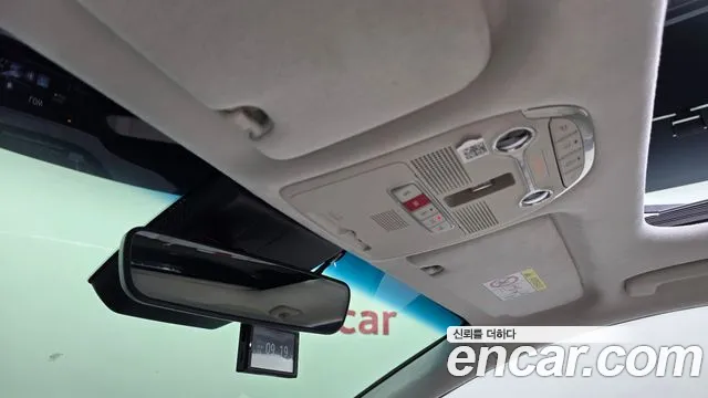 Hyundai Grandeur Le Blanc — photo 1 of 34