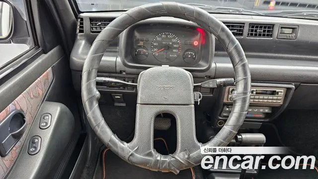 1996 ChevroletGMDaewoo Tico SX, photograph 2
