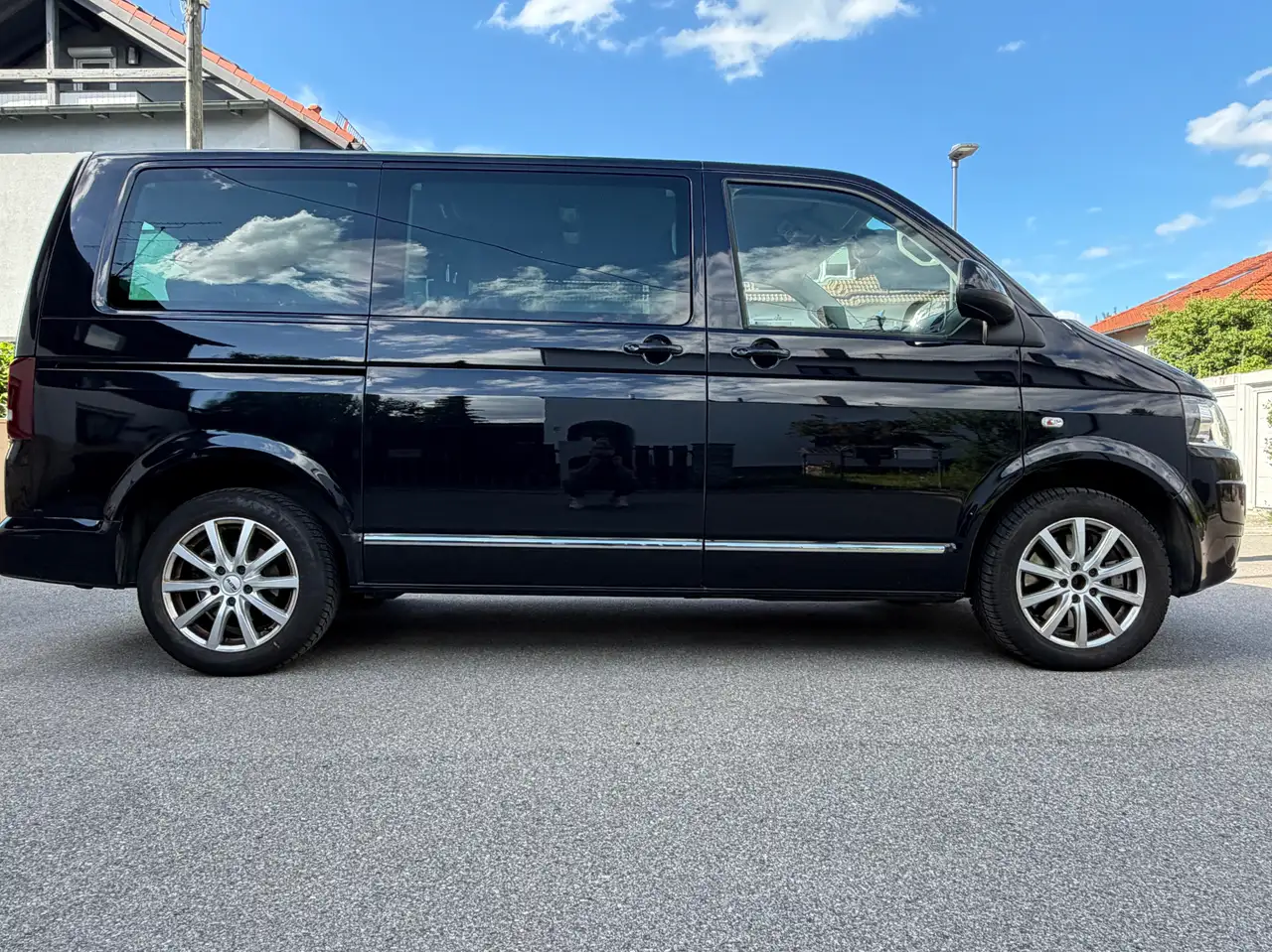 2012 Volkswagen T5 Multivan Multivan Highline, photograph 6