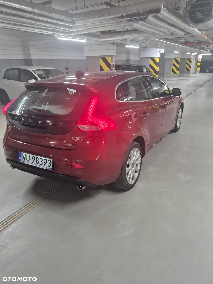 2014 Volvo V40 D3 Summum, photograph 9