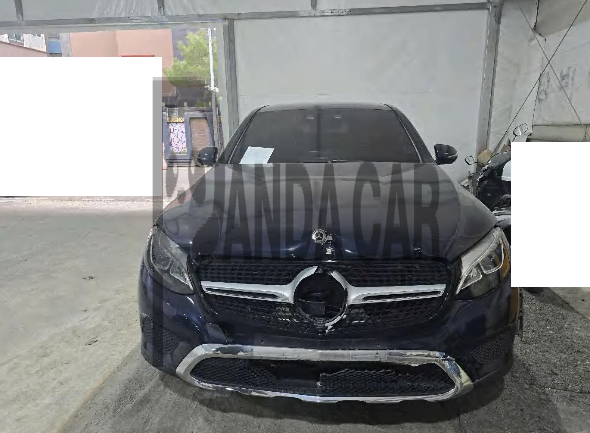 2019 Mercedes-Benz GLC300 4Matic Coupe, photograph 1