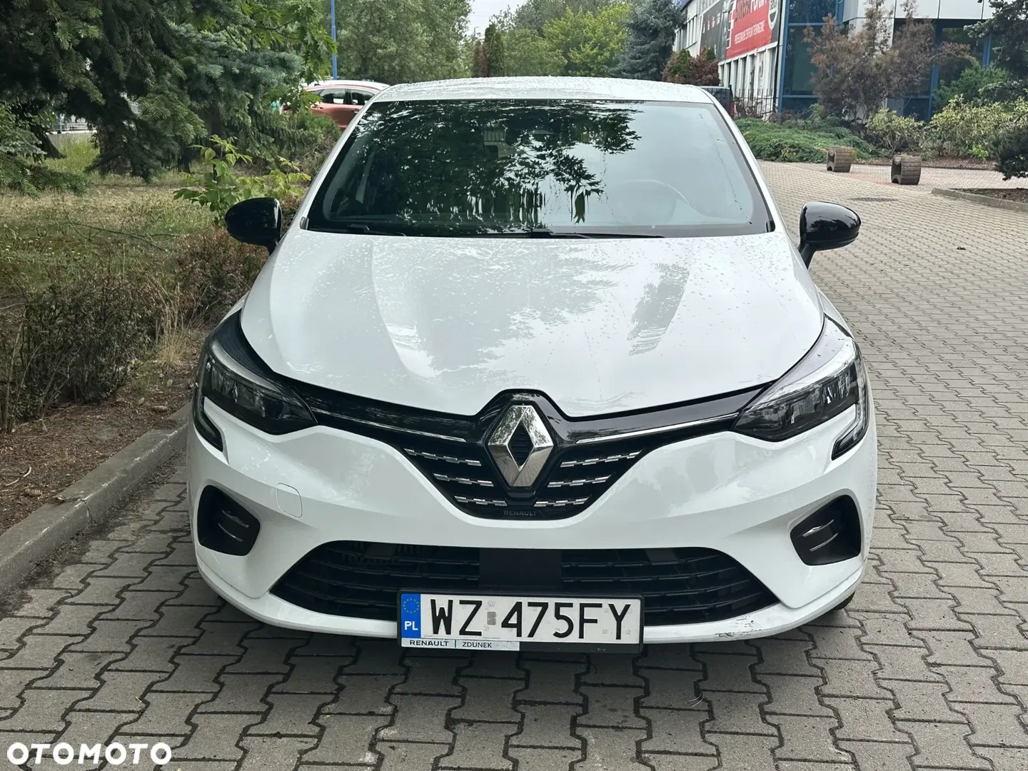 2023 Renault Clio, photograph 2