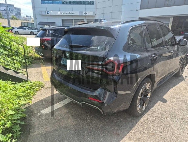 2023 BMW iX3 M Sport, photograph 4