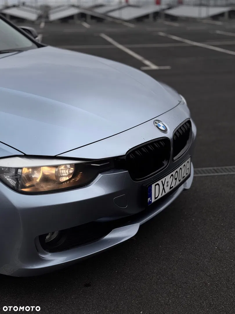 2014 BMW Seria 3, photograph 7
