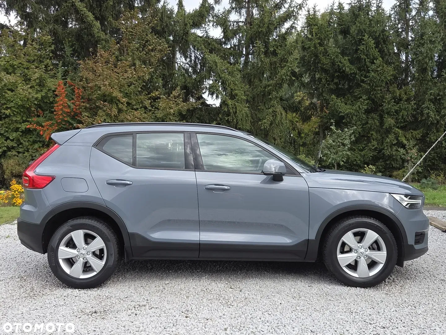 2019 Volvo XC 40 T3 Momentum Core, photograph 5