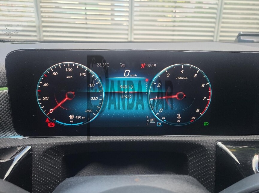 2021 Mercedes-Benz A220, photograph 10