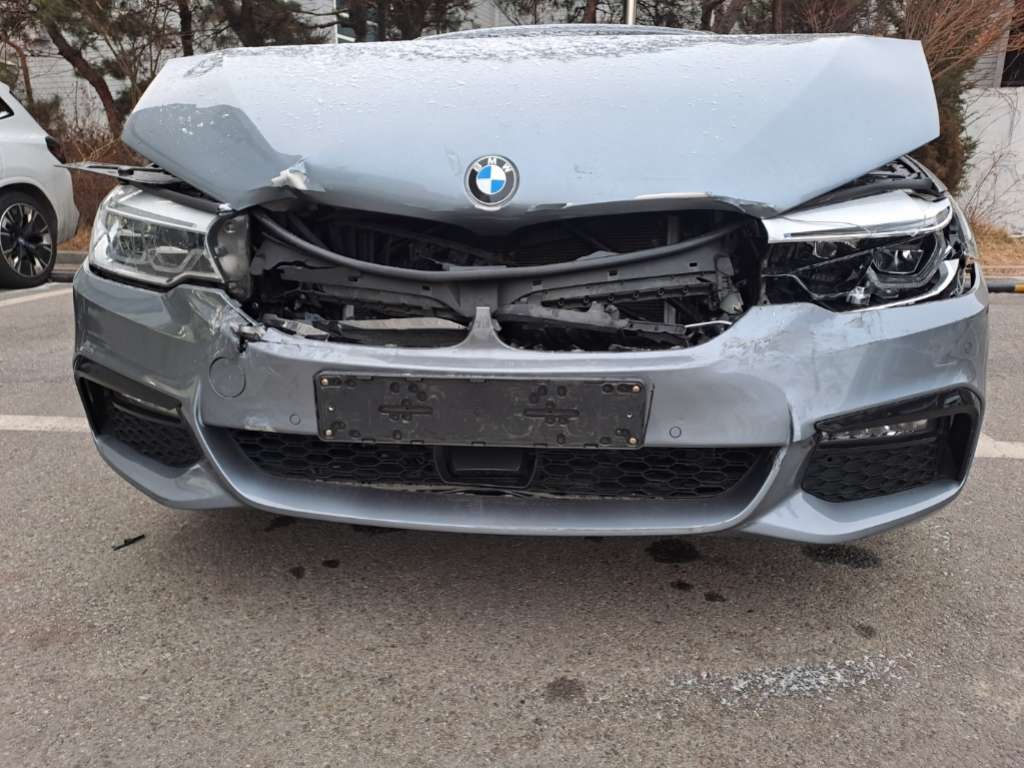 2017 BMW 530i xDrive, photograph 4
