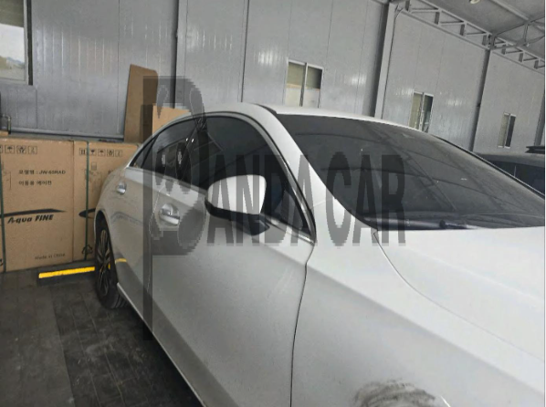 2022 Mercedes-Benz A220, photograph 2