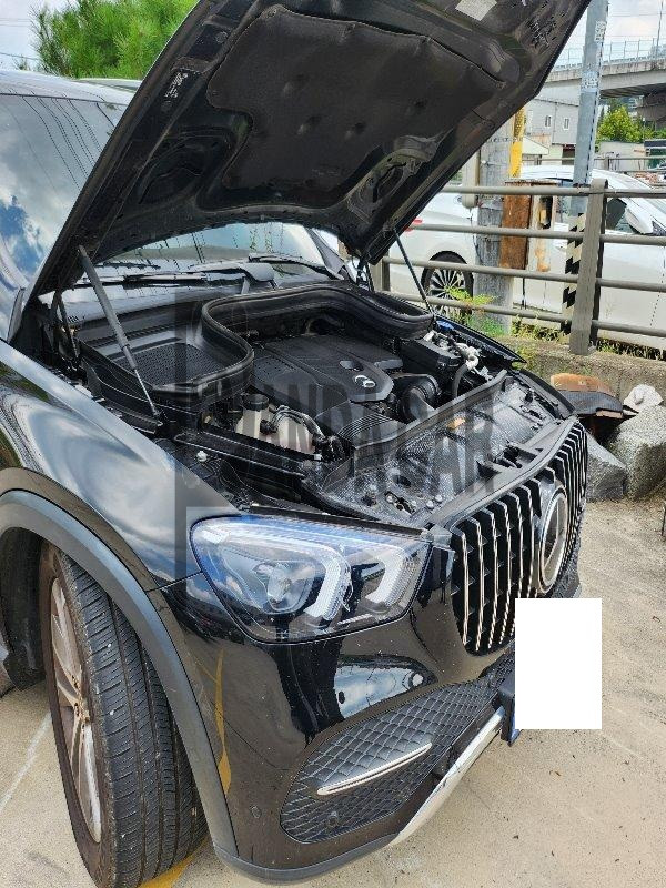 2022 Mercedes-Benz GLE300 d 4MATIC, photograph 3