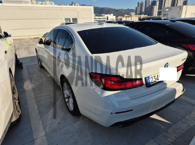 2023 BMW 523d, photograph 3