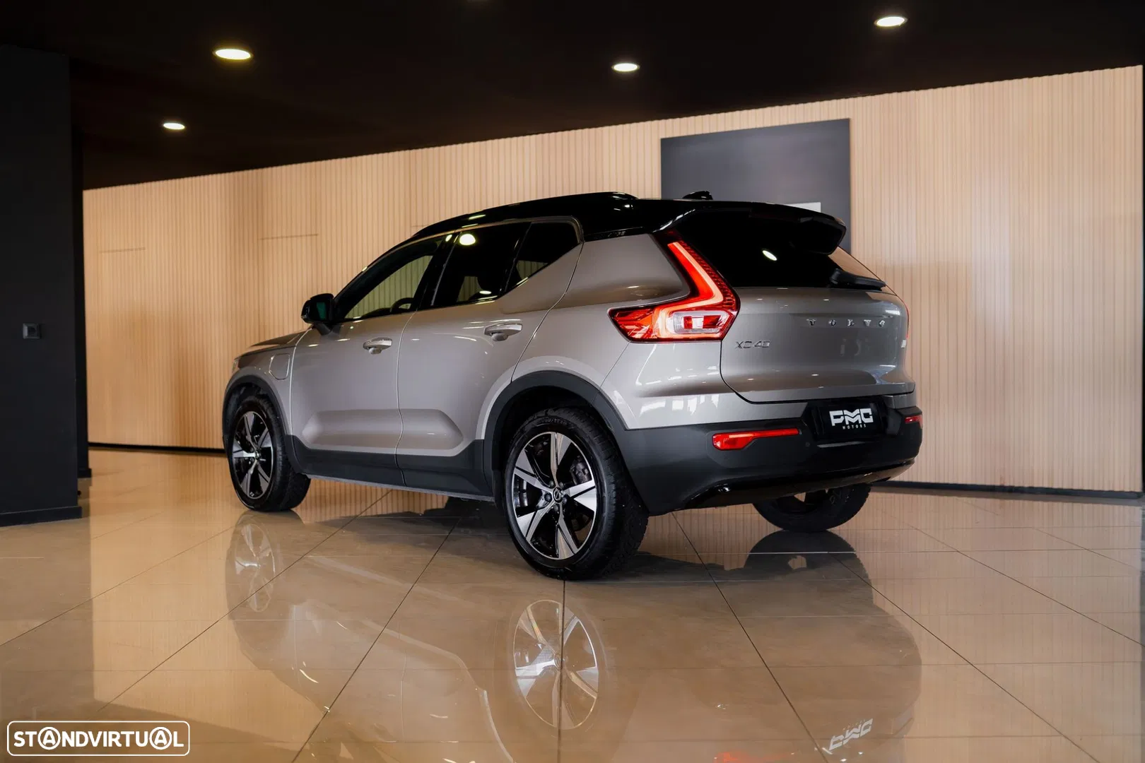2022 Volvo XC 40 1.5 T4 PHEV R-Design, photograph 3