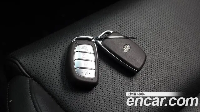 Hyundai Tucson Diesel 2.0 2WD — photo 1 of 30