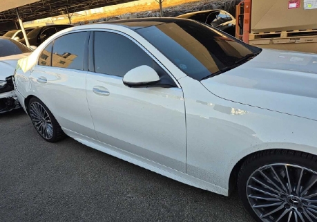 2024 Mercedes-Benz C 300 4MATIC, photograph 5