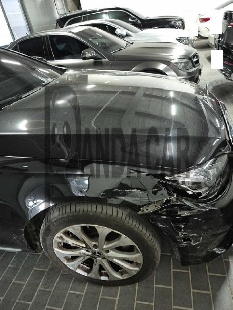 2018 Mercedes-Benz E300 4Matic, photograph 4